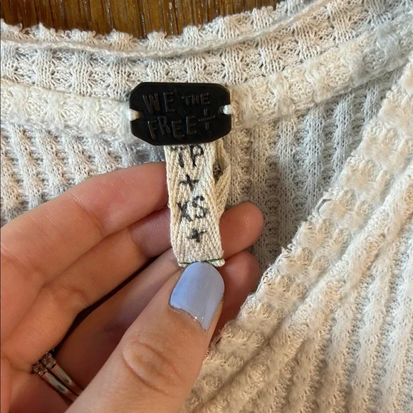 We The Free Off-the-Shoulder Oversized Sweater with Leopard Print Sleeves - Picture 4 of 12